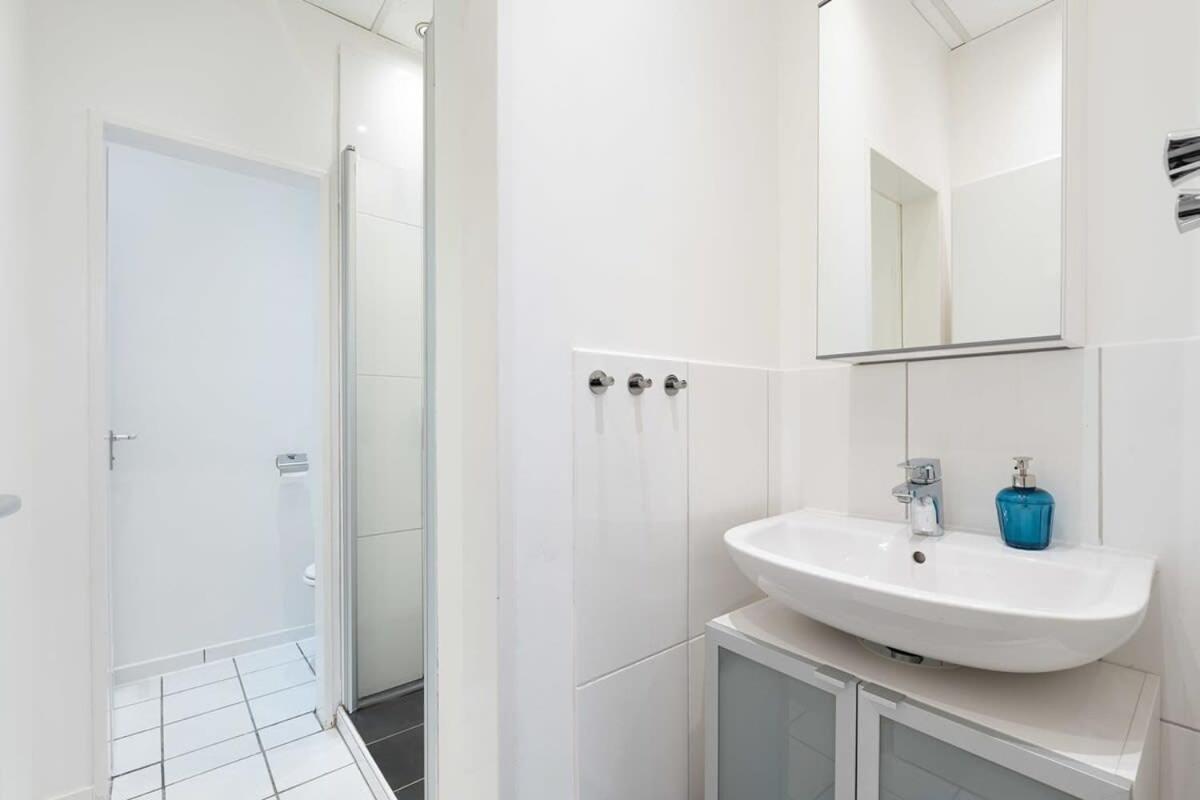 Big Central Apartment Near Rotkreuzplatz With 3 Bedroom For 12 Pax München Eksteriør bilde