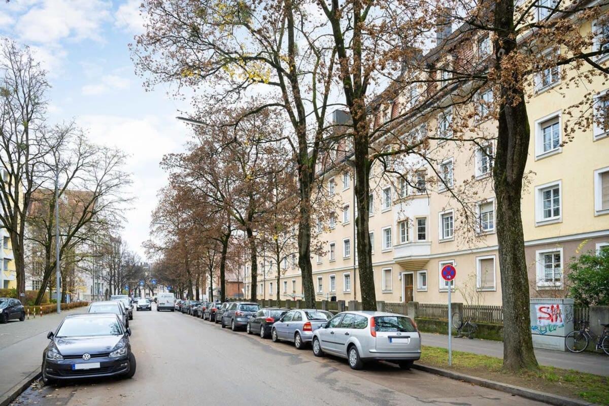 Big Central Apartment Near Rotkreuzplatz With 3 Bedroom For 12 Pax München Eksteriør bilde